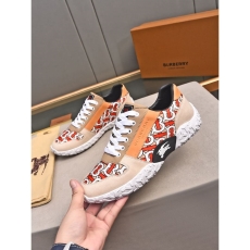 Burberry Low Shoes